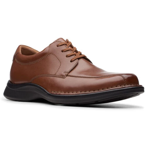 Clarks Kempton Run Lace-Up Tan (Men's) -Comfortable Footwear Store Tan 1 c4d4dec4 7aa8 443e be63 61b16d3d3f2e