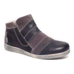 Cloud Footwear Accalia Velvet Black Wool Lining Boot (Women's)