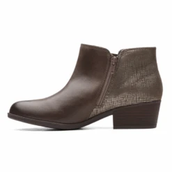 Dansko Janelle Black Leather Sandal (Women's)