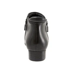 Trotters Major Black Leather (Women's) -Comfortable Footwear Store black 5 4b6f5b56 7265 4e3d 92f4 345c84ead702