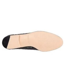 Trotters Liz Black Woven Leather (Women's) -Comfortable Footwear Store pic5 646e4f7a 3798 4508 88ad 1488bd42b5de